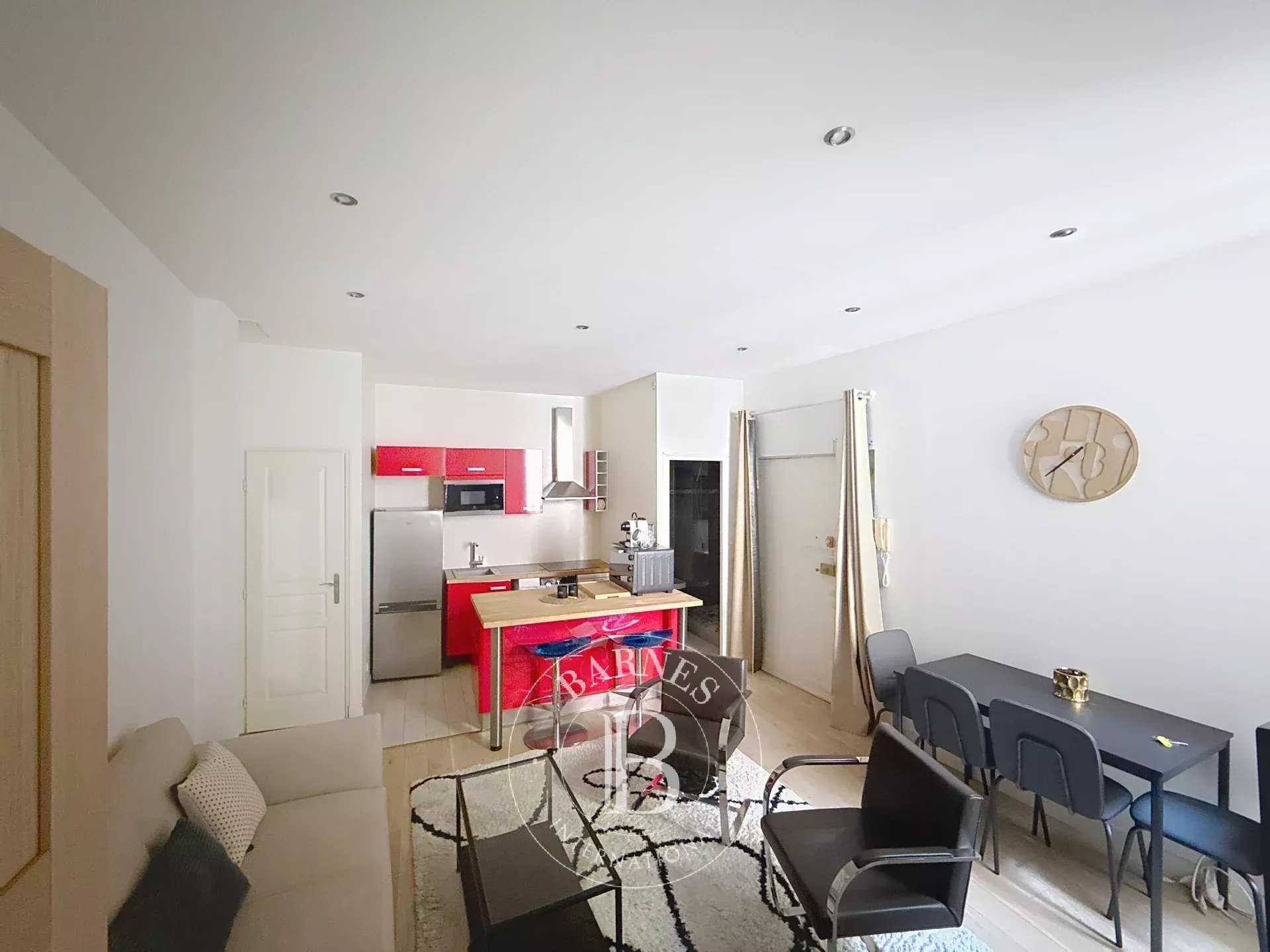 Apartment Paris 75007  -  ref 83421537 (picture 3)
