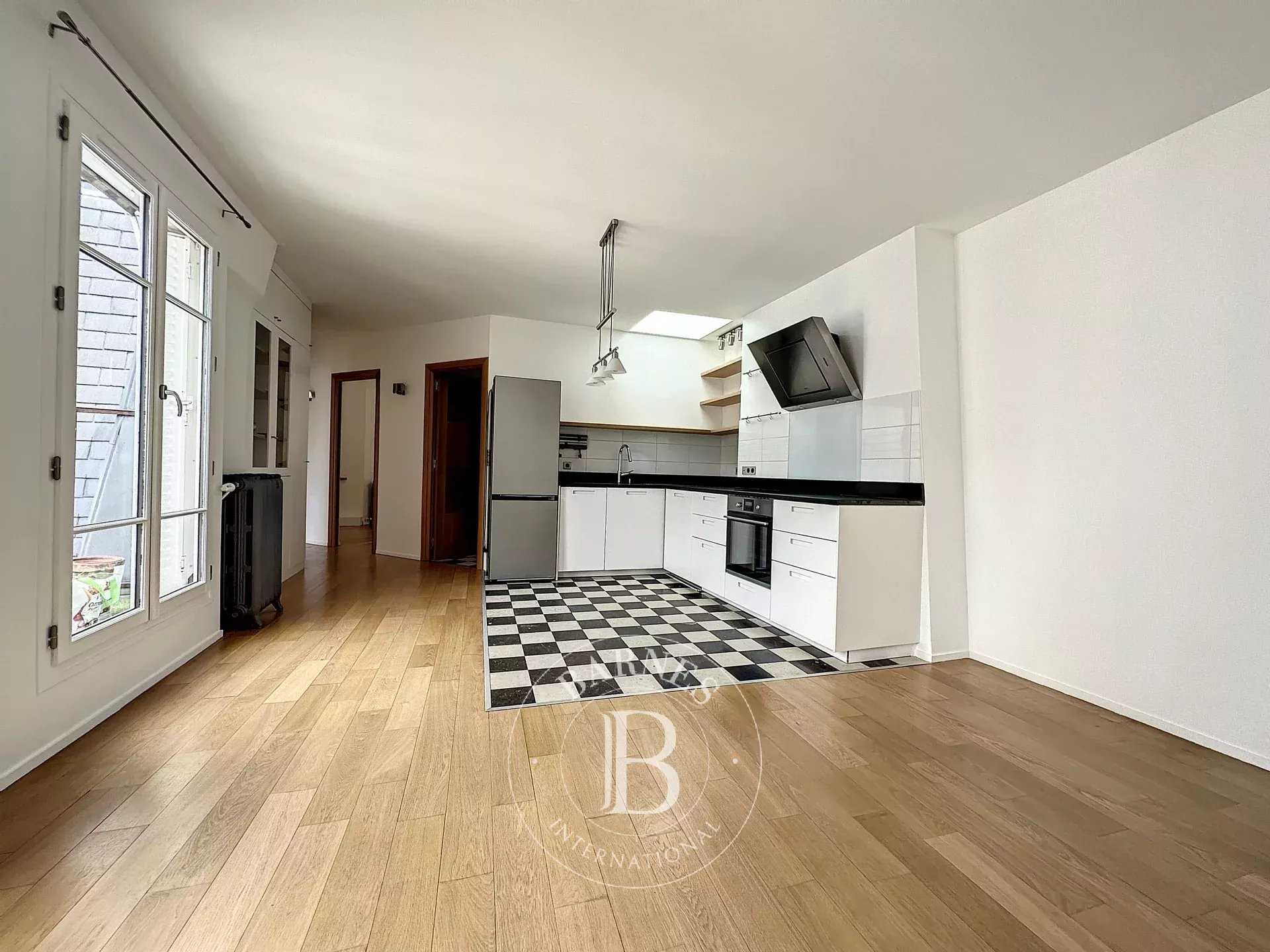 Appartement Paris 75007  -  ref 82987731 (picture 3)