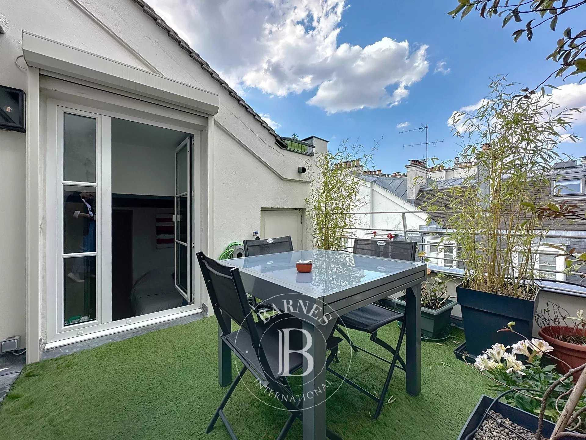 Appartement Paris 75007  -  ref 85034550 (picture 1)