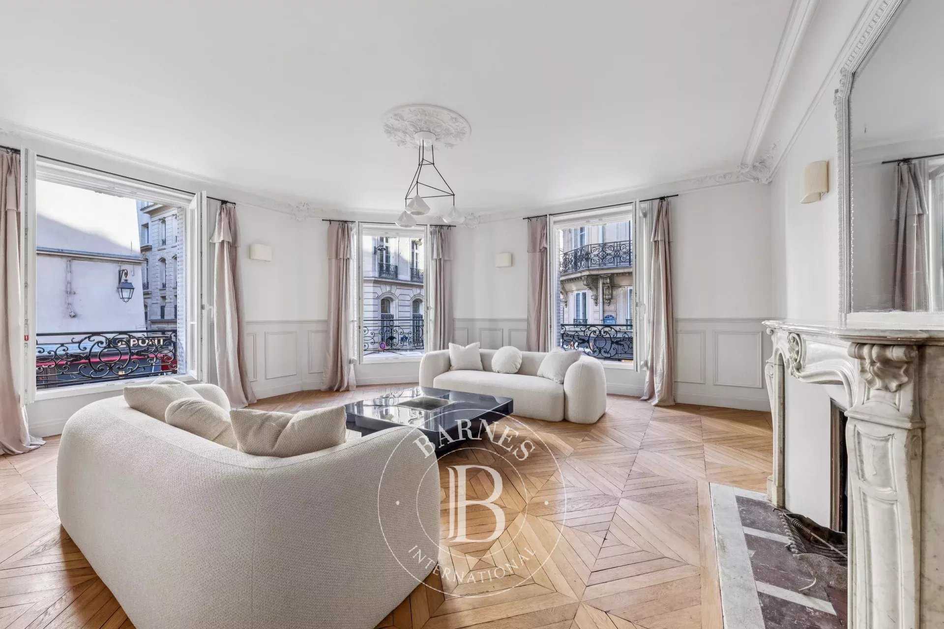 Appartement Paris 75007  -  ref 86486967 (picture 1)