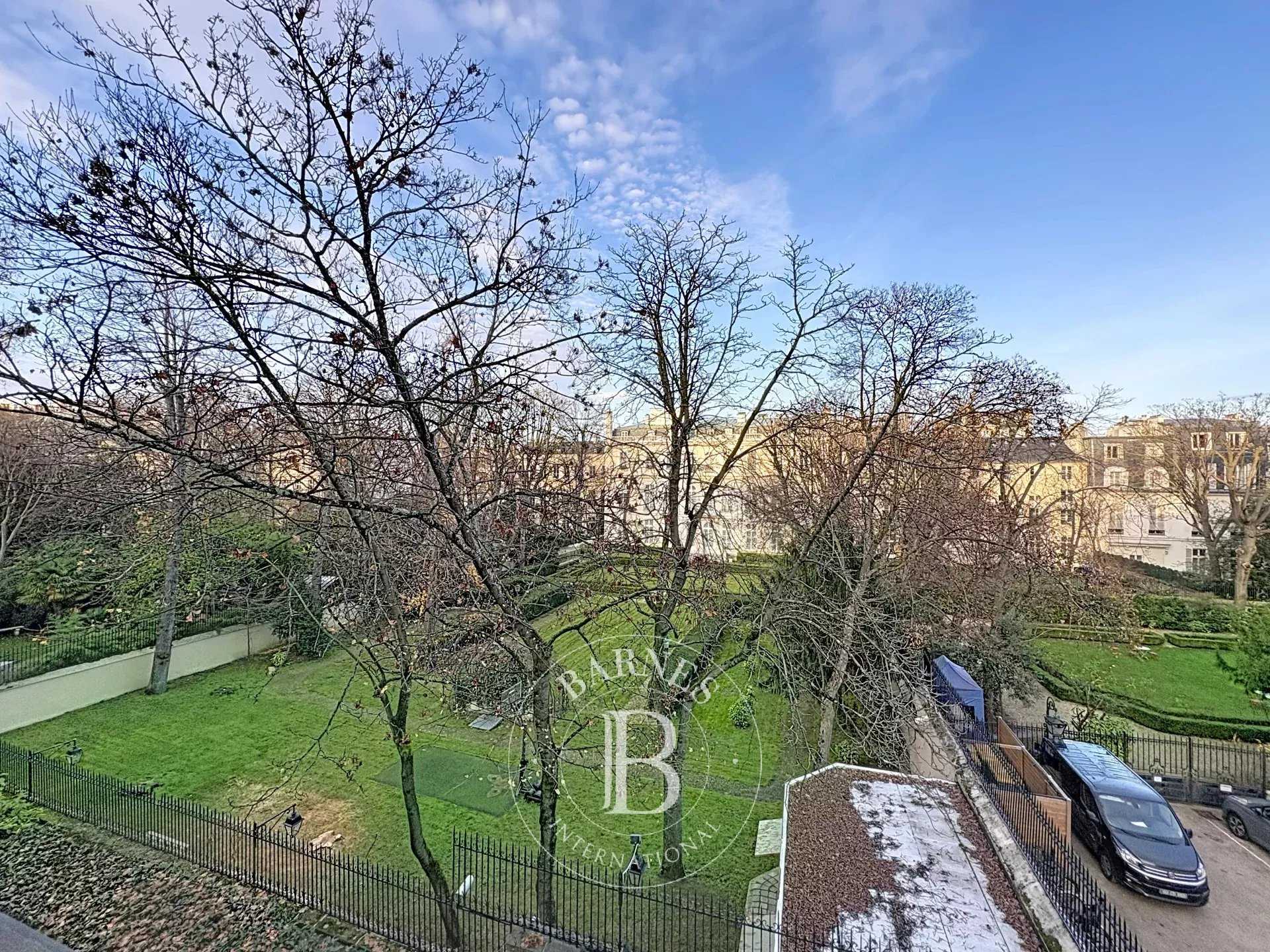 Appartement Paris 75007  -  ref 86549182 (picture 2)