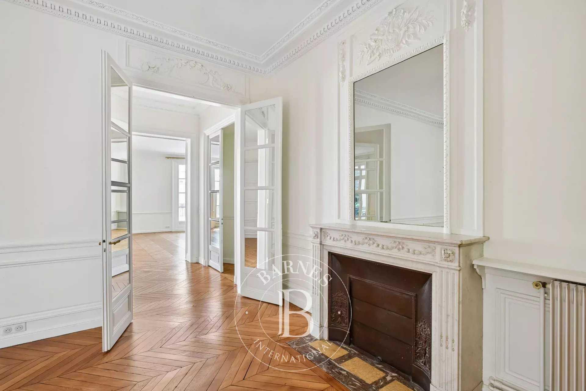 Appartement Paris 75007  -  ref 86922282 (picture 3)