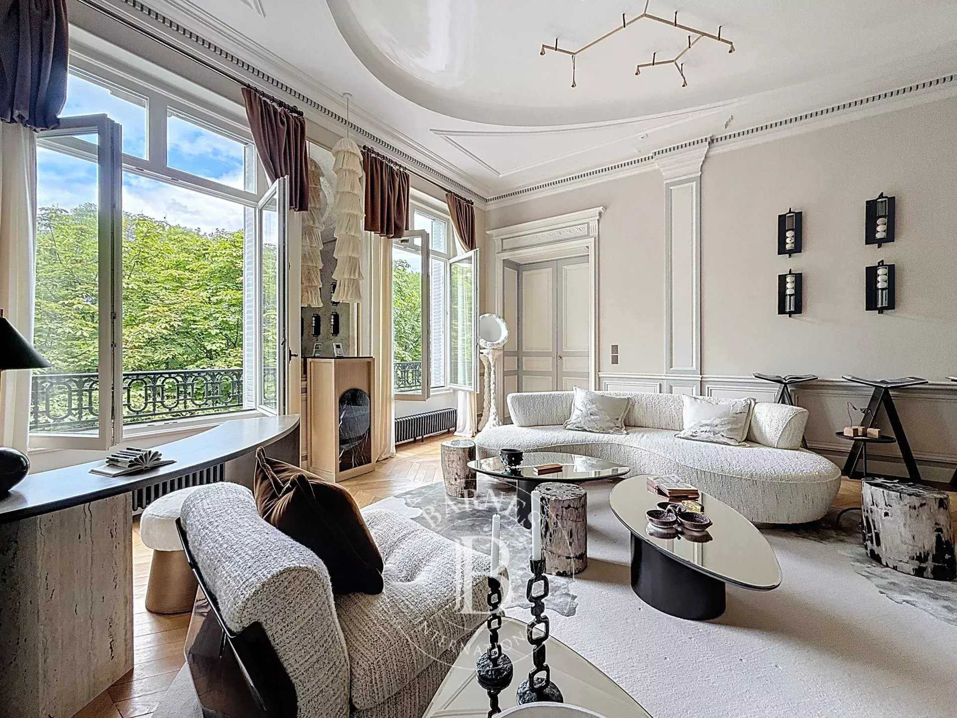 Apartment Paris 75007  -  ref 85454516 (picture 2)