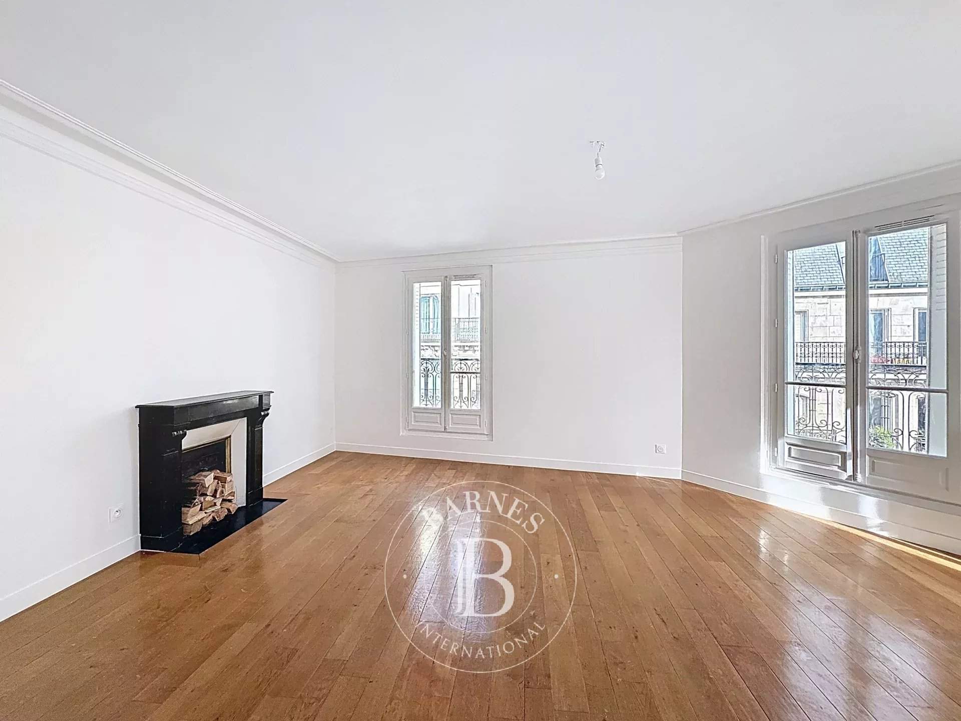 Paris  - Appartement 4 Pièces 3 Chambres - picture 2