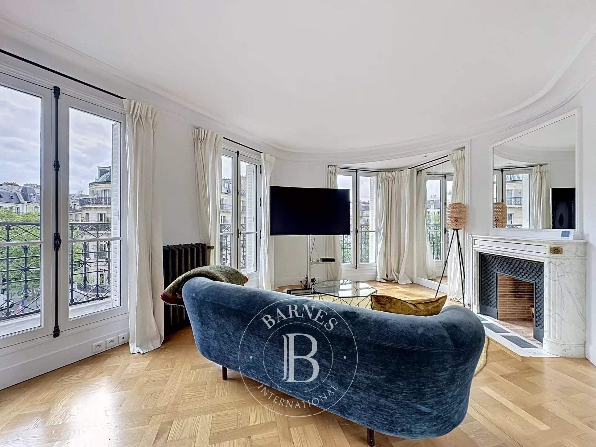 Paris  - Apartment 3 Bedrooms - picture 2
