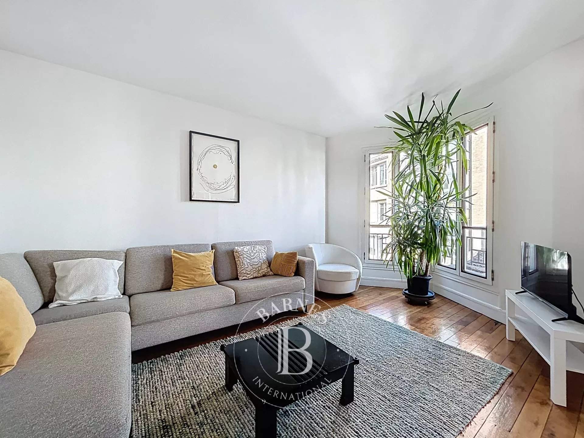 Paris  - Apartment 2 Bedrooms - picture 3