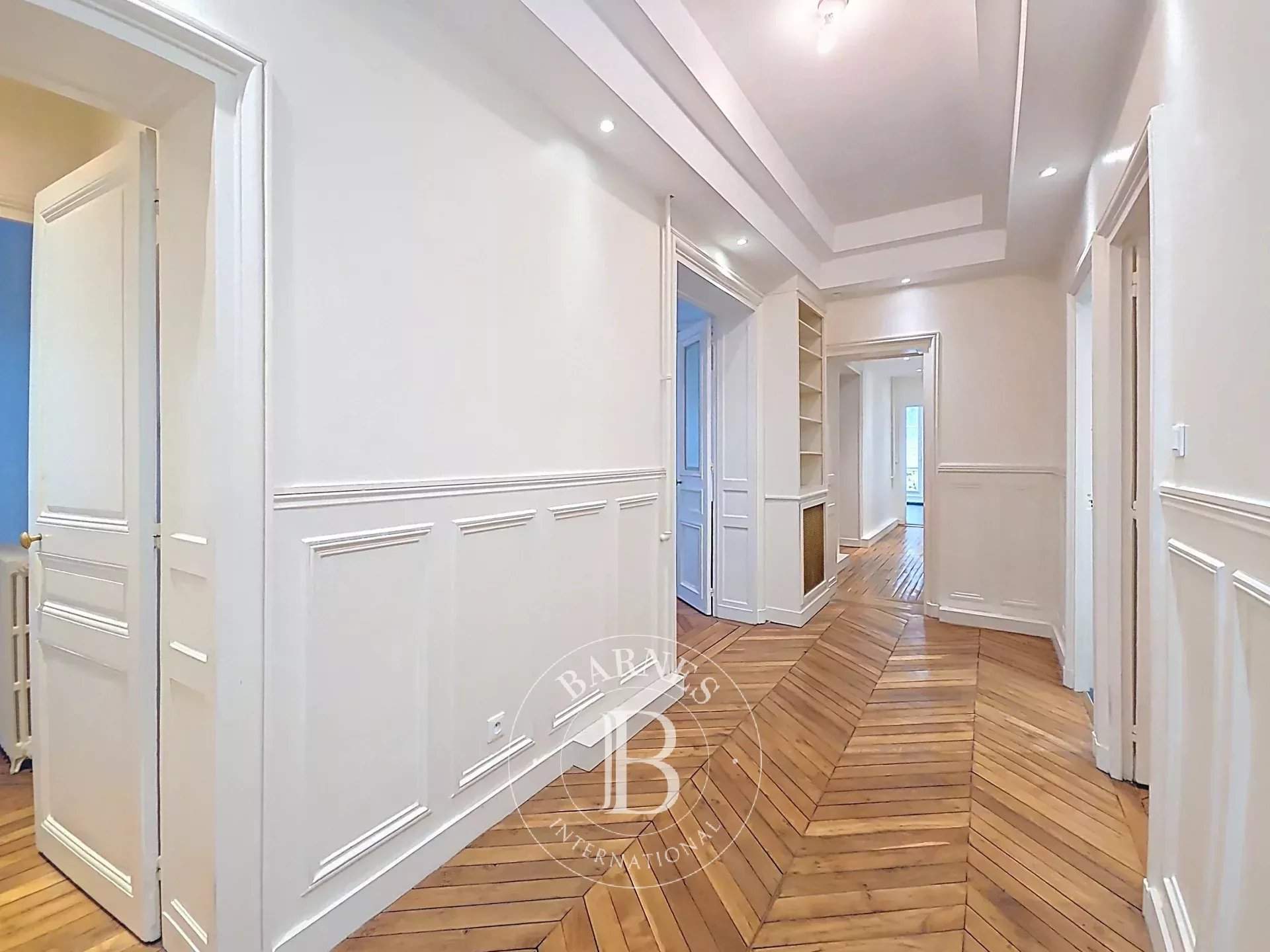 Paris  - Appartement 5 Pi&egrave;ces 3 Chambres - picture 14