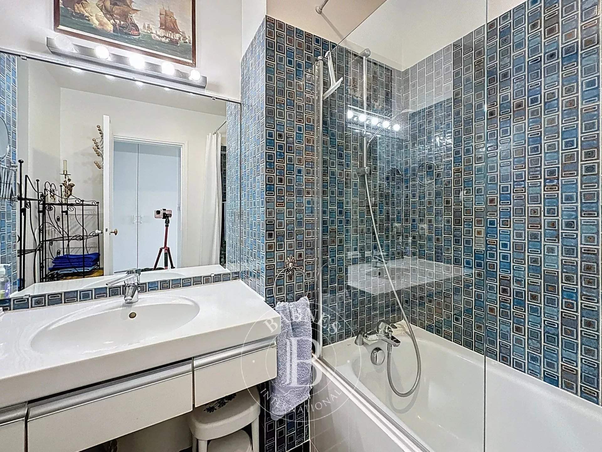 Paris  - Apartment 2 Bedrooms - picture 13