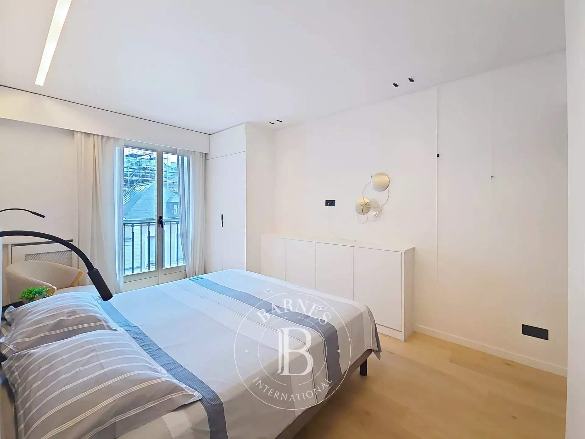 Paris  - Appartement 5 Pi&egrave;ces 2 Chambres - picture 11