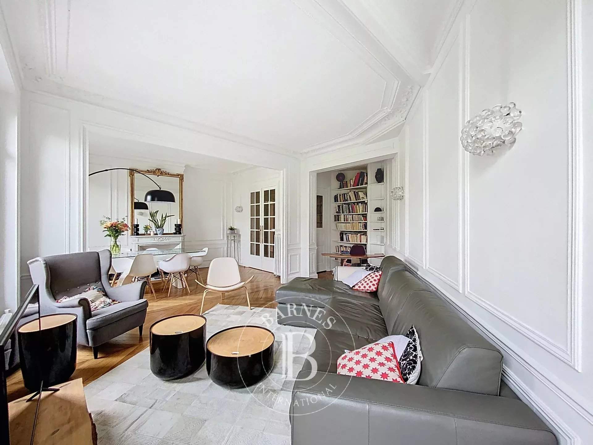 Paris  - Apartment 3 Bedrooms - picture 2