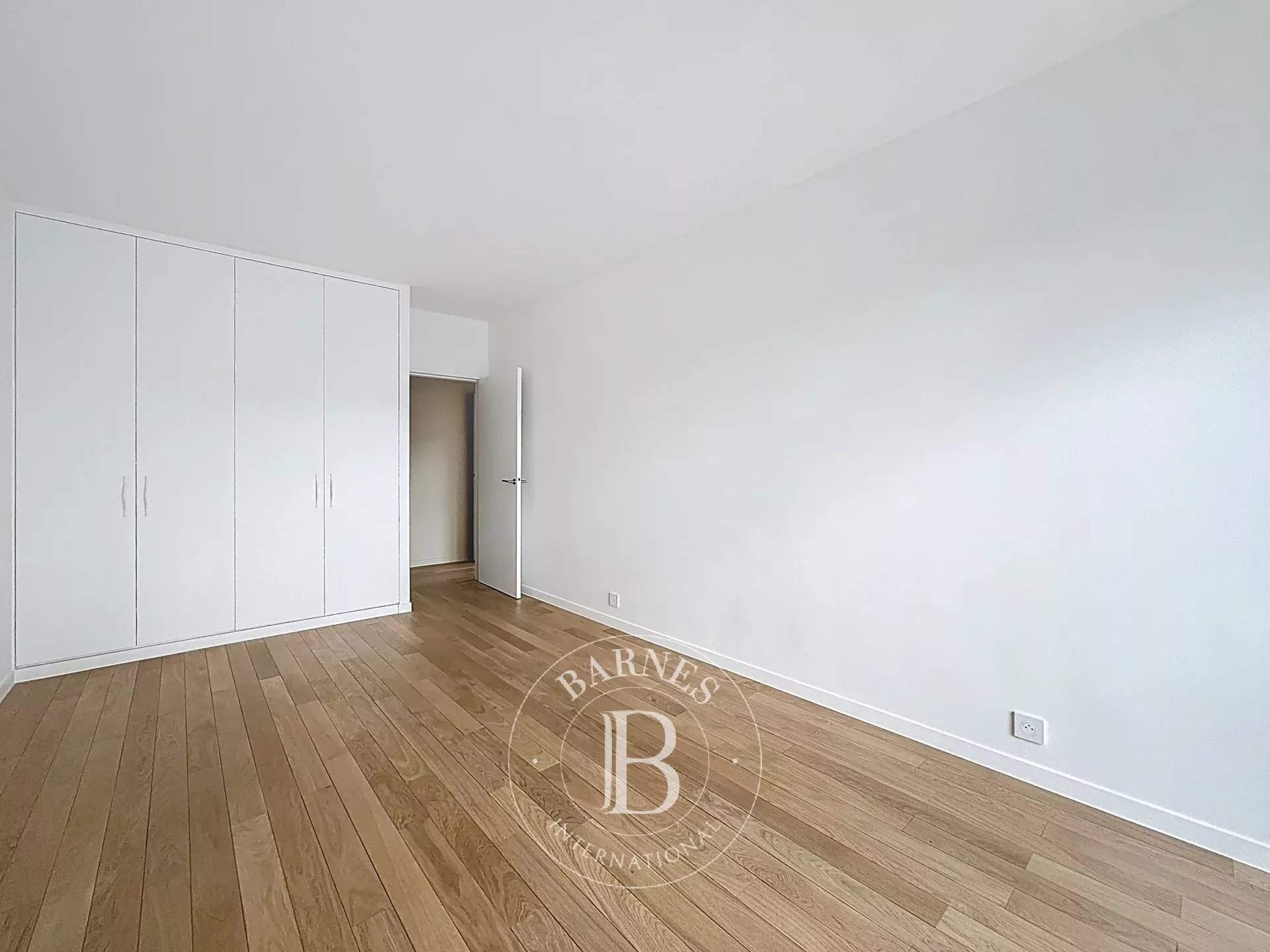 Paris  - Appartement 3 Pi&egrave;ces 2 Chambres - picture 13