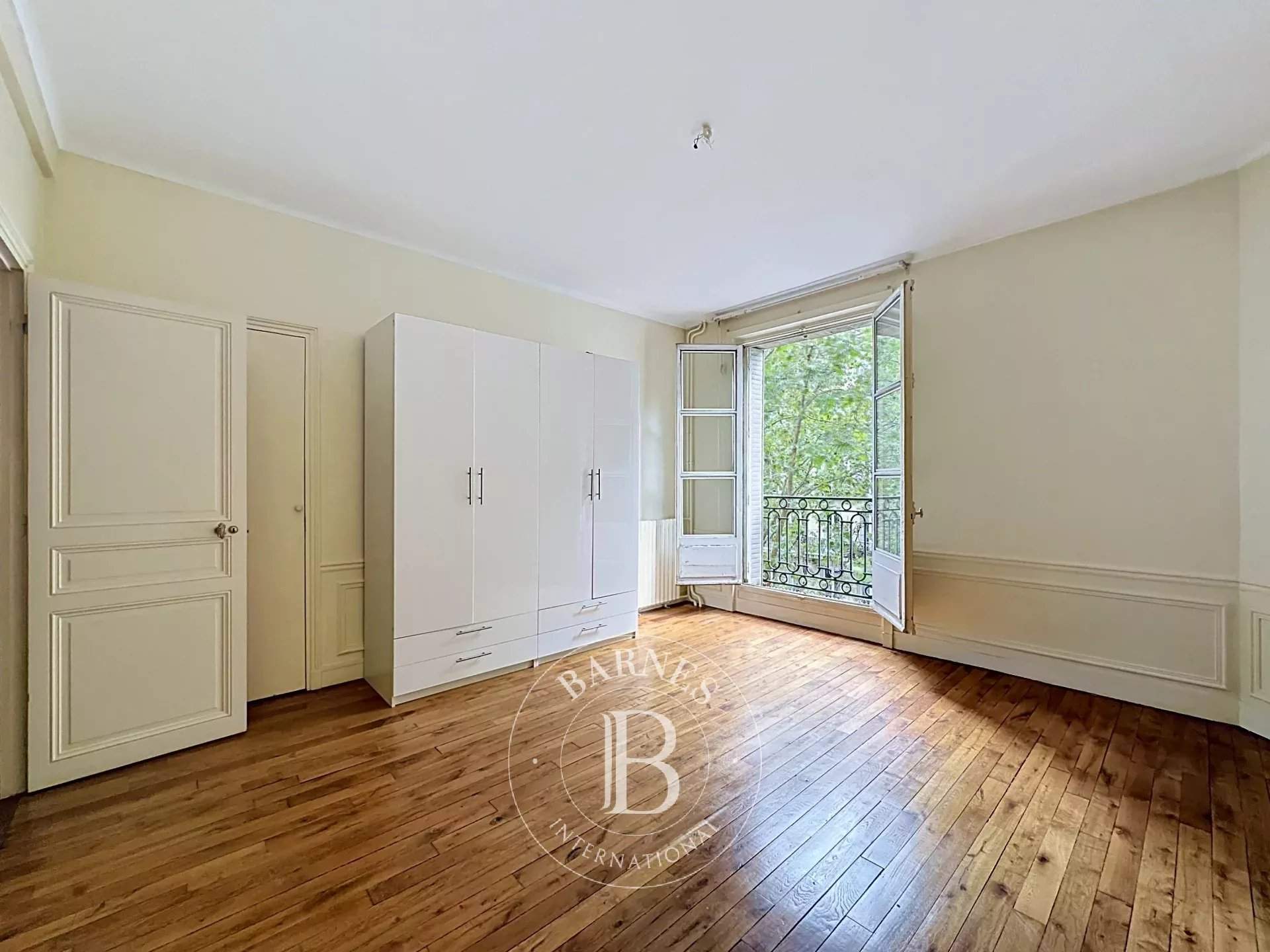 Paris  - Apartment 4 Bedrooms - picture 16