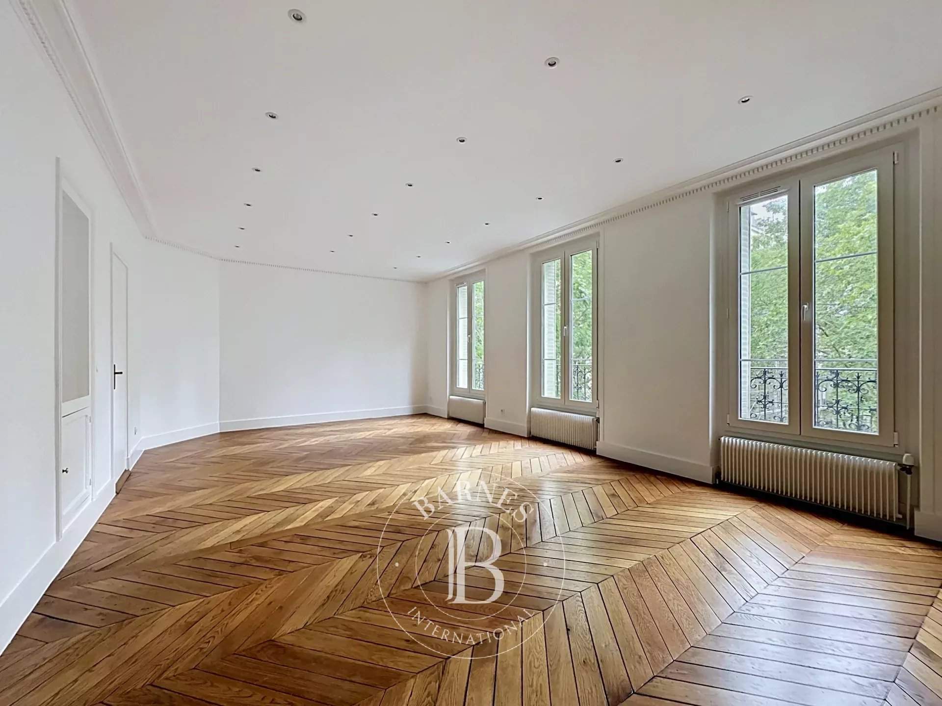 Paris  - Apartment 3 Bedrooms - picture 4