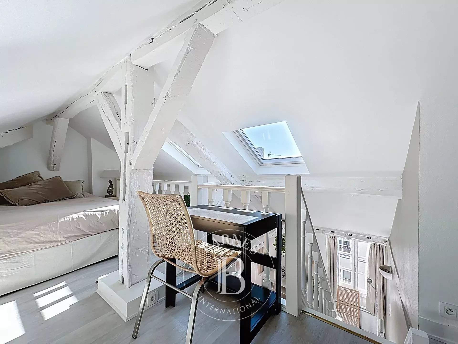 Paris  - Apartment  - picture 9