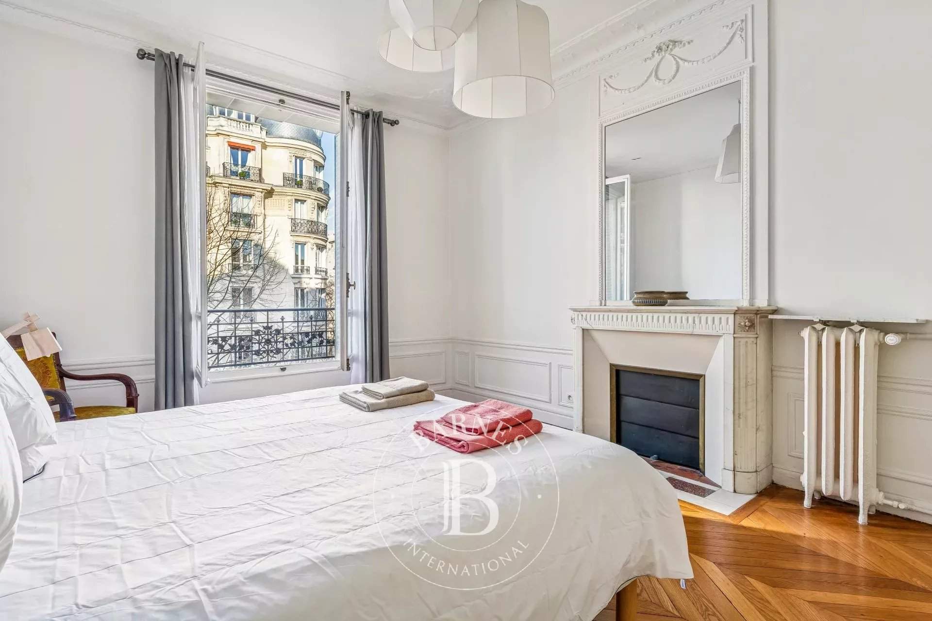 Paris  - Appartement 5 Pi&egrave;ces 3 Chambres - picture 8