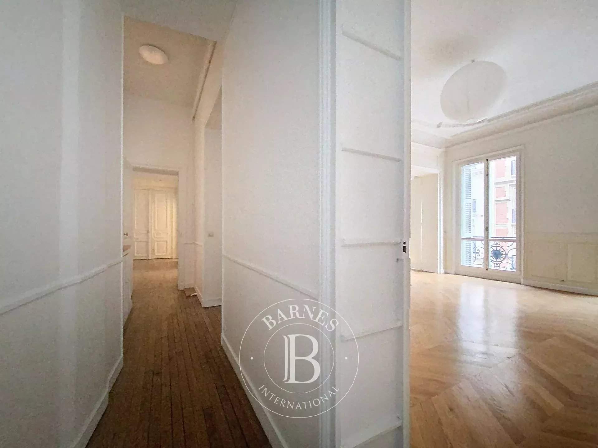 Paris  - Appartement 5 Pièces 3 Chambres - picture 7