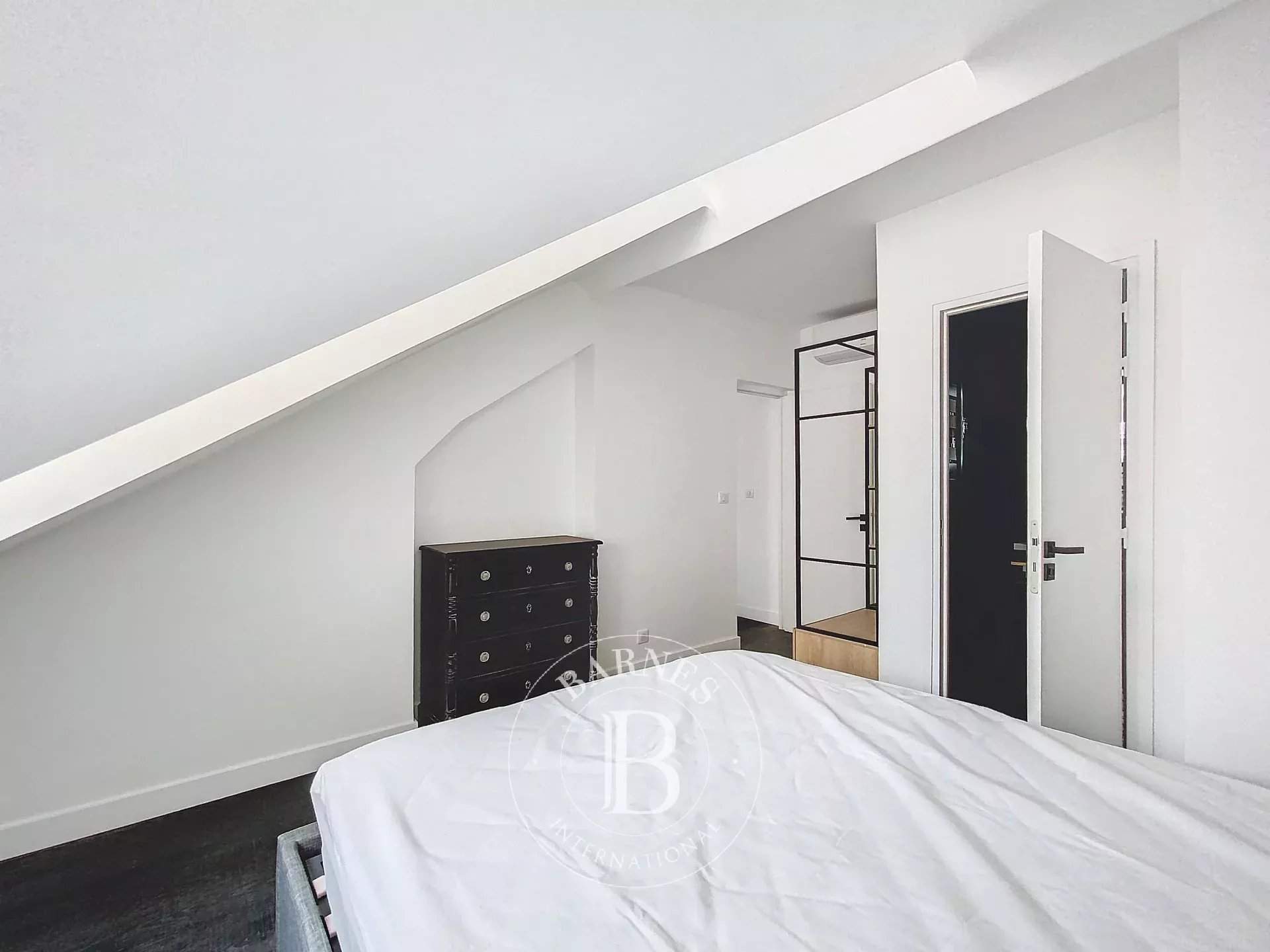 Paris  - Appartement 5 Pièces 2 Chambres - picture 14