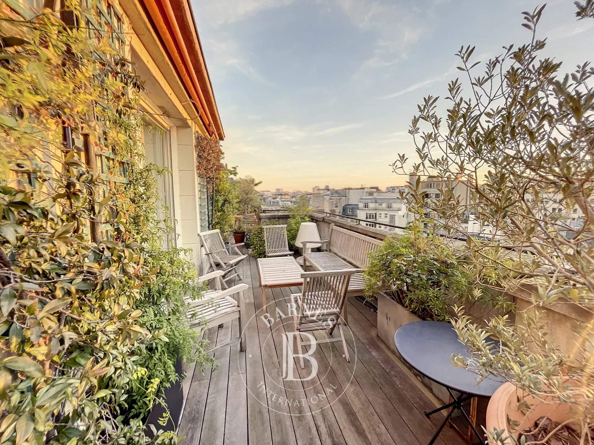 Paris  - Apartment 3 Bedrooms - picture 20