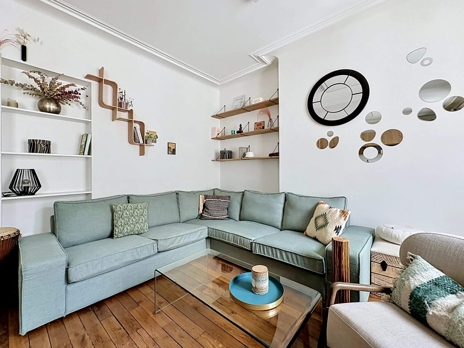 Paris  - Appartement 2 Pi&egrave;ces, 1 Chambre - picture 2