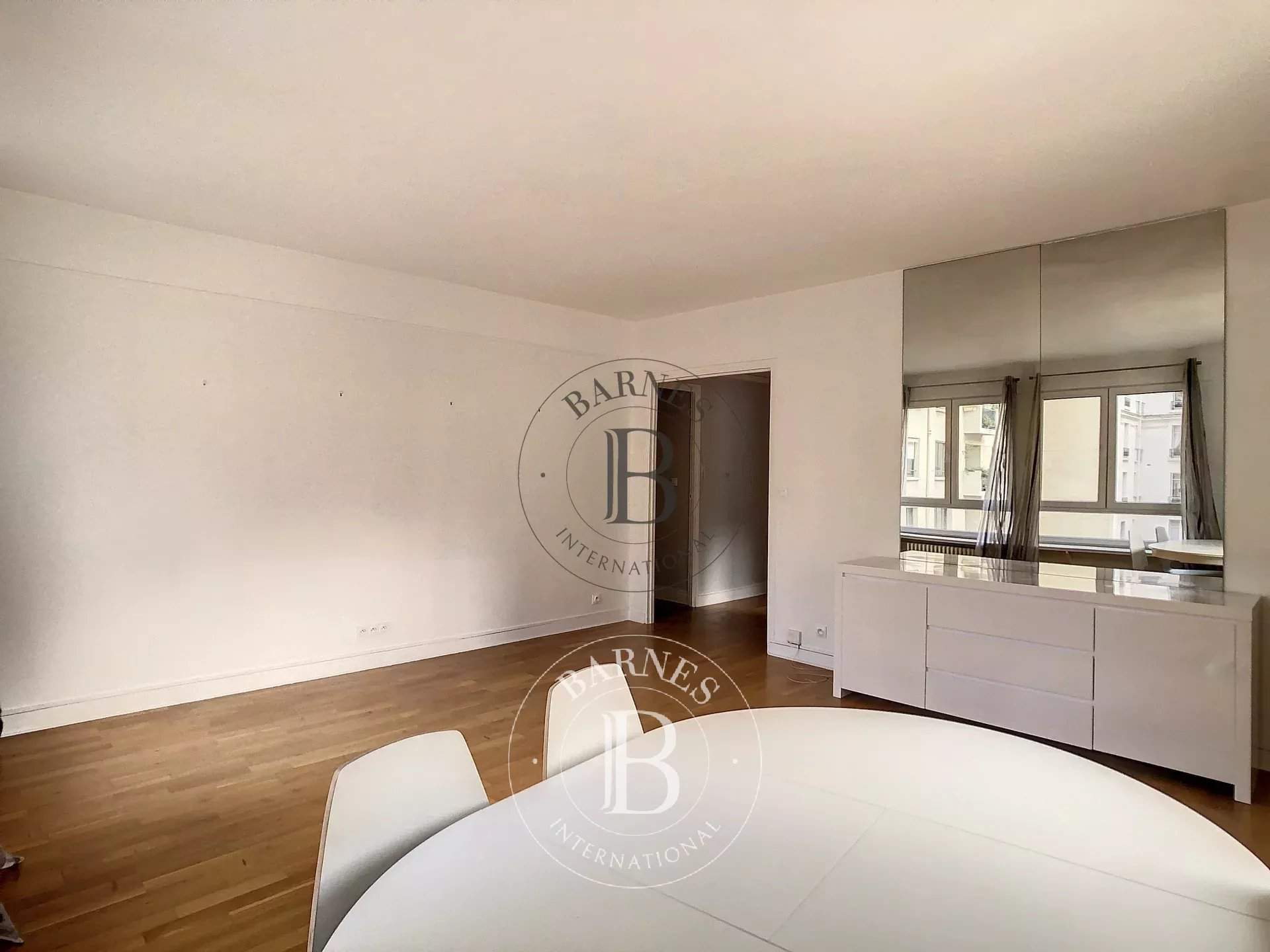 Paris  - Apartment 2 Bedrooms - picture 5