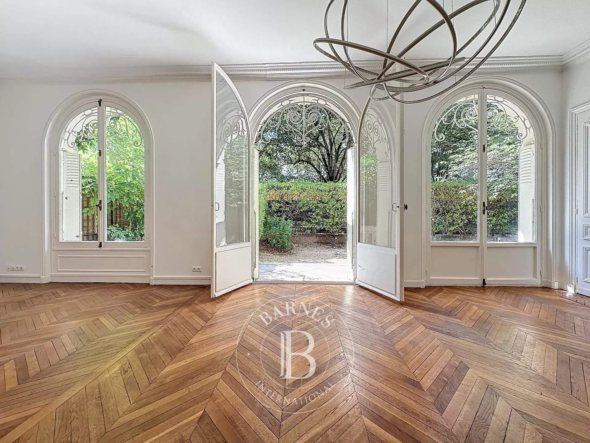 Paris  - Apartment 5 Bedrooms - picture 18