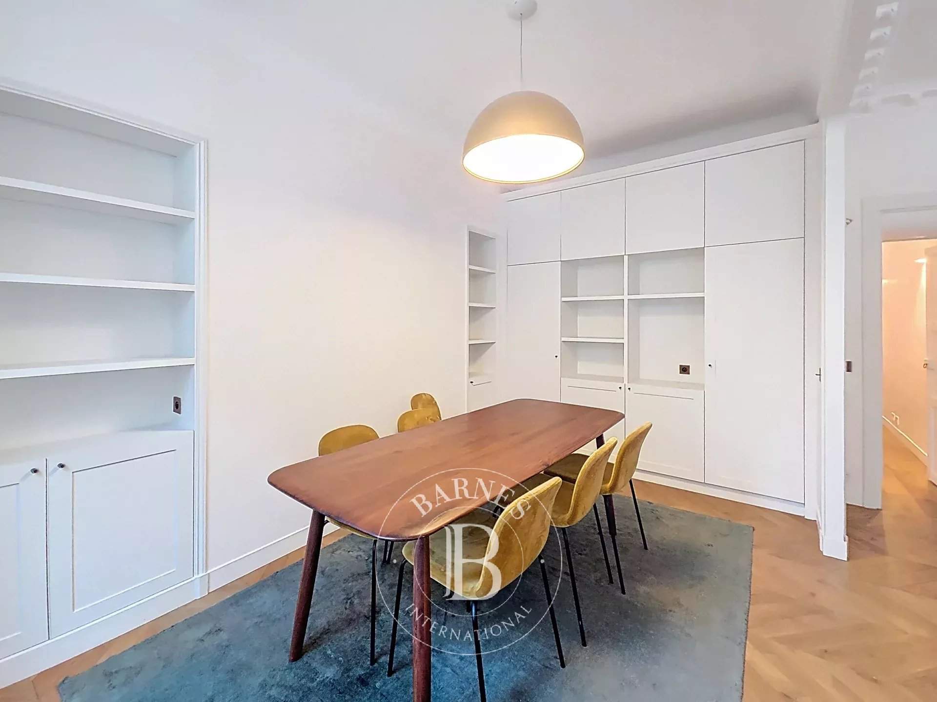 Paris  - Appartement 4 Pi&egrave;ces 2 Chambres - picture 3