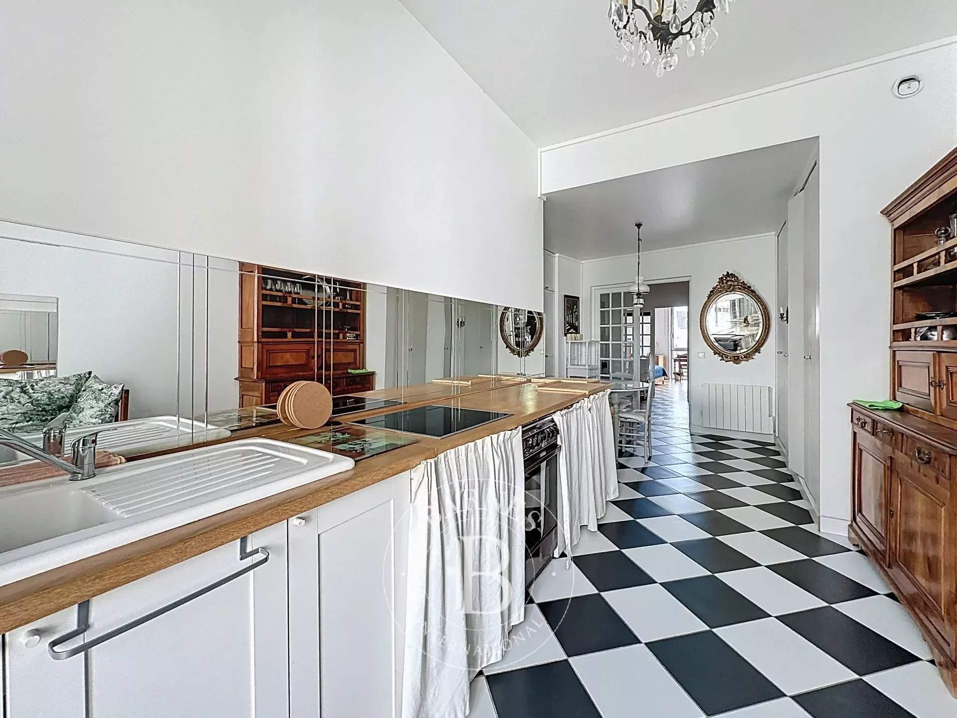 Paris  - Apartment 2 Bedrooms - picture 19