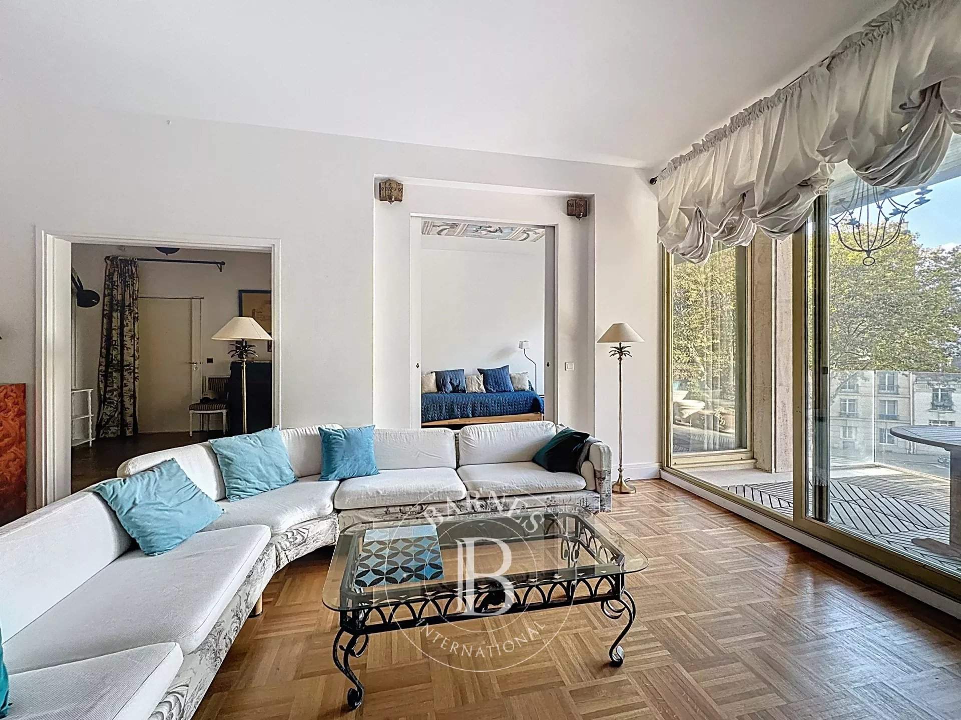 Paris  - Apartment 2 Bedrooms - picture 3