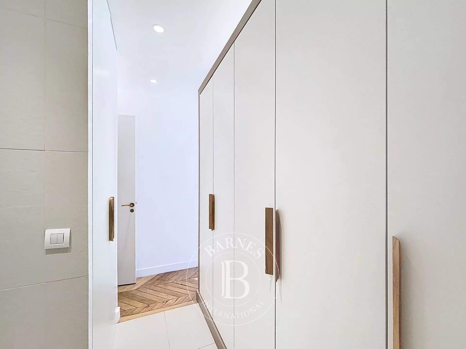 Paris  - Apartment 4 Bedrooms - picture 18