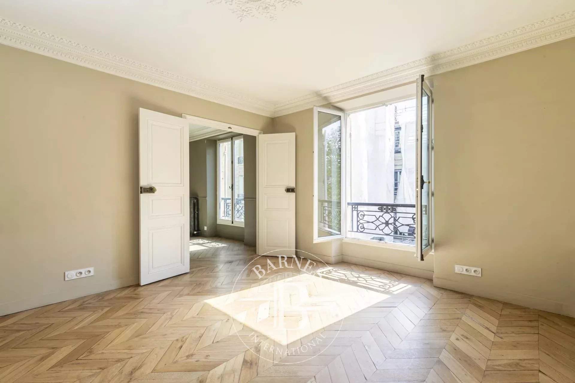 Paris  - Apartment 1 Bedroom - picture 9