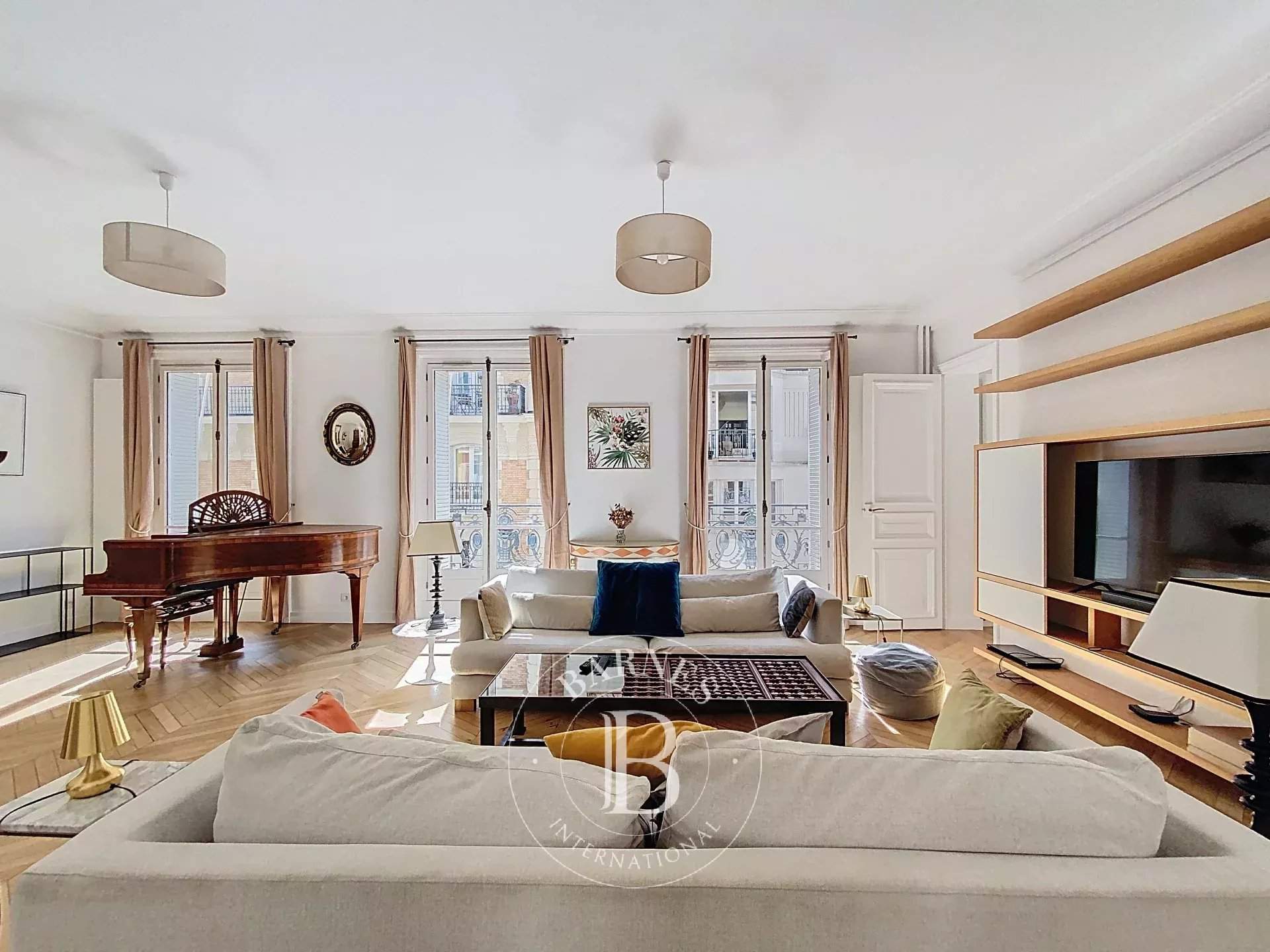 Paris  - Apartment 4 Bedrooms - picture 5