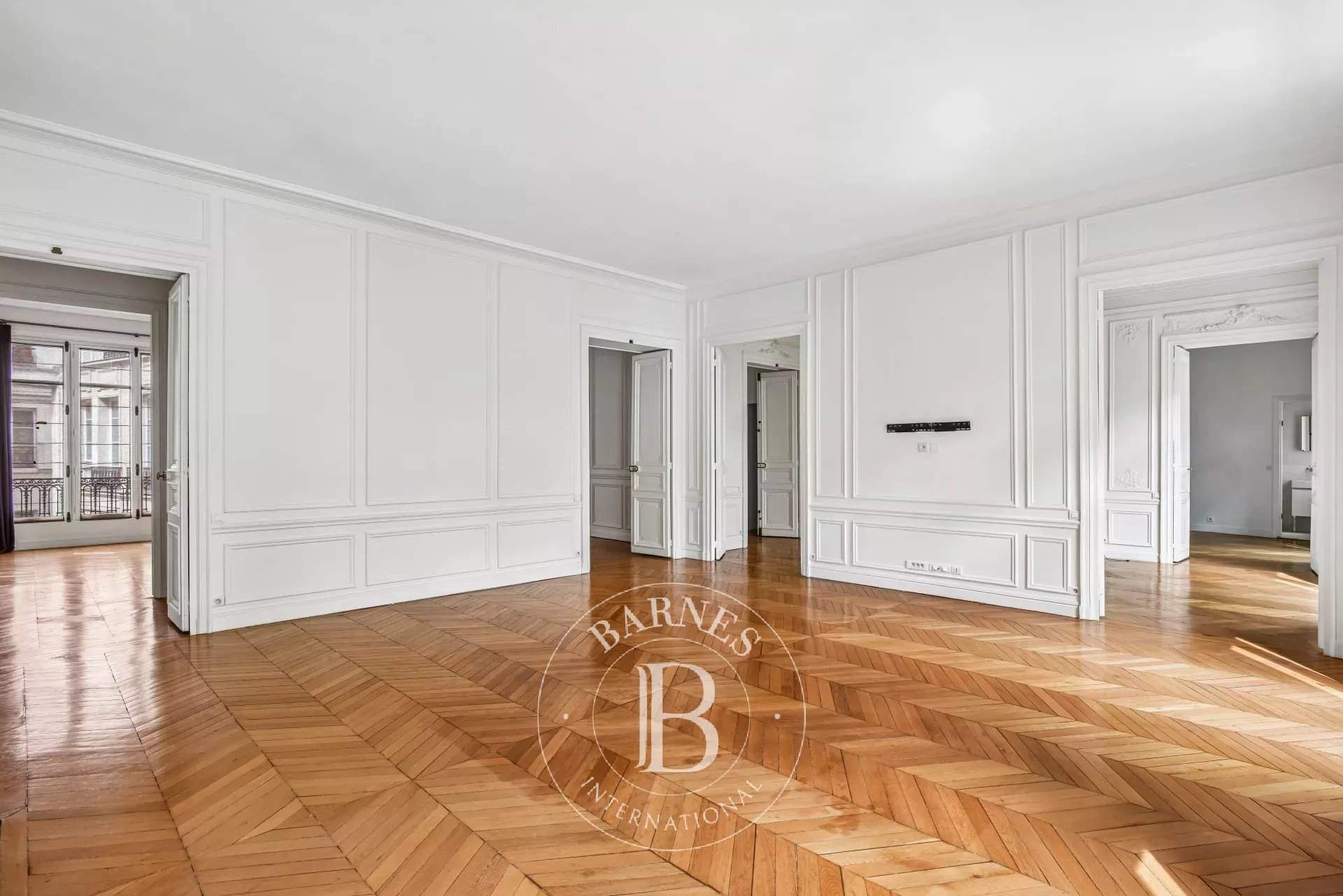 Paris  - Apartment 4 Bedrooms - picture 9