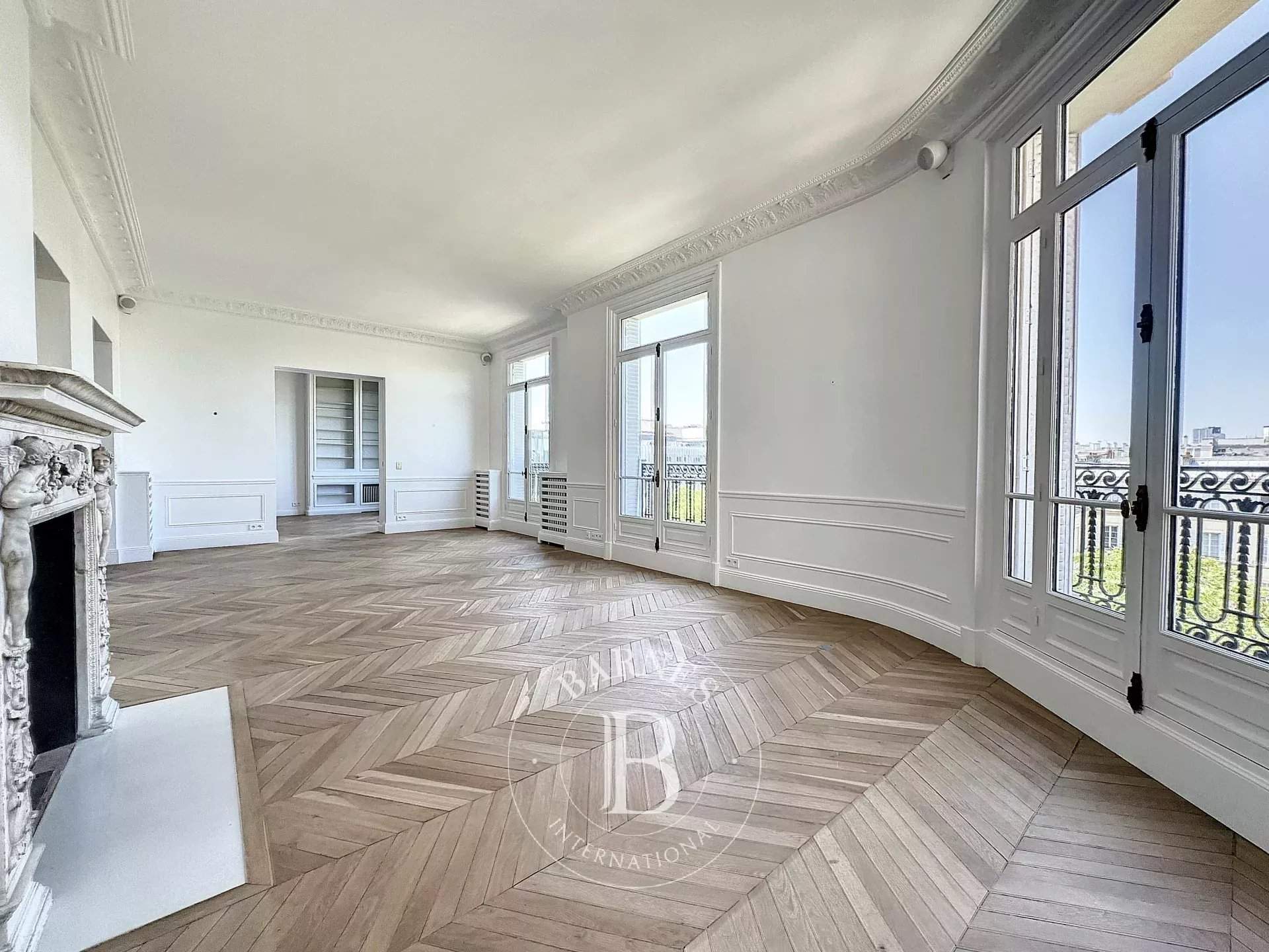 Paris  - Apartment 3 Bedrooms - picture 1