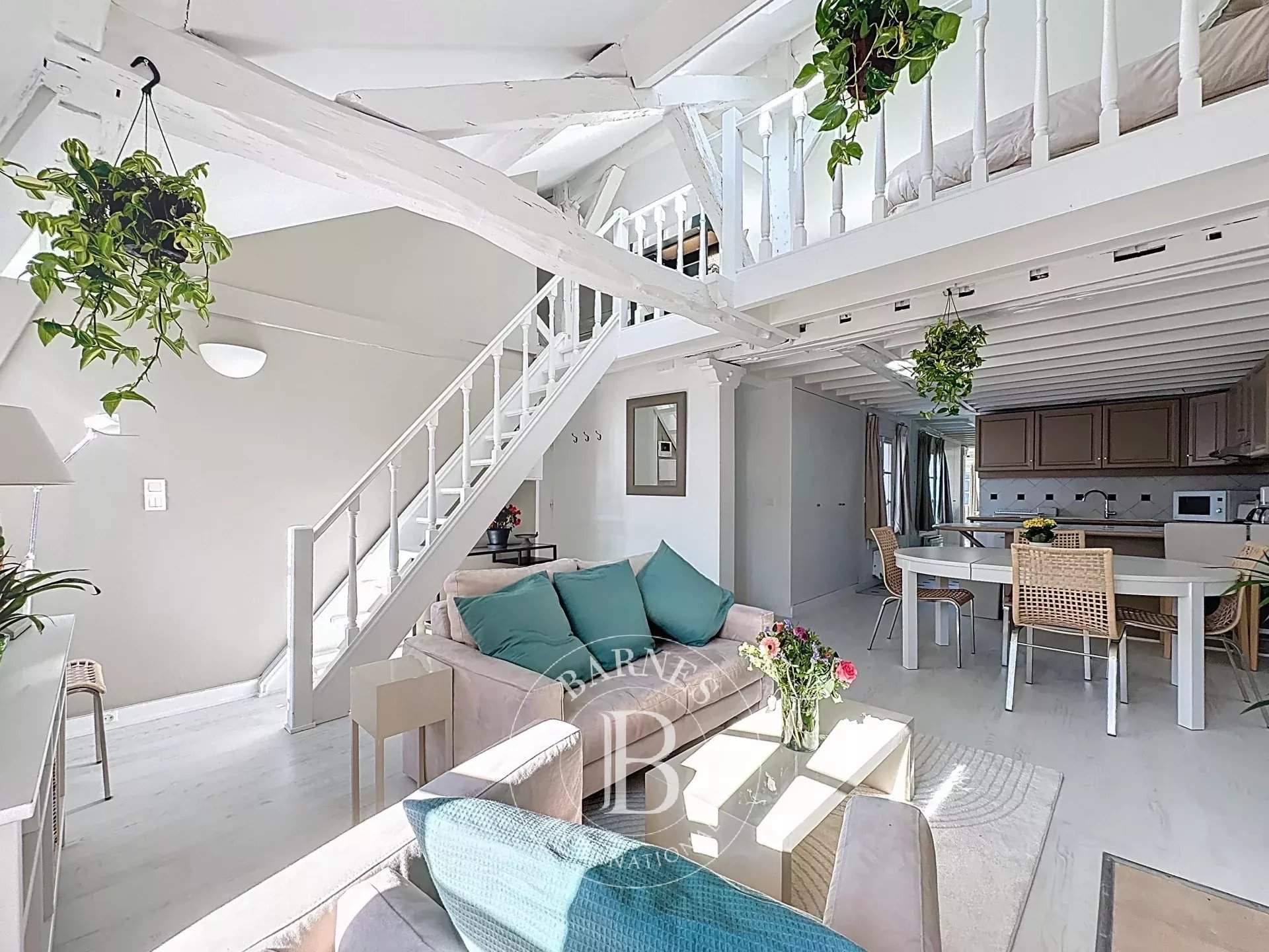 Paris  - Apartment  - picture 2