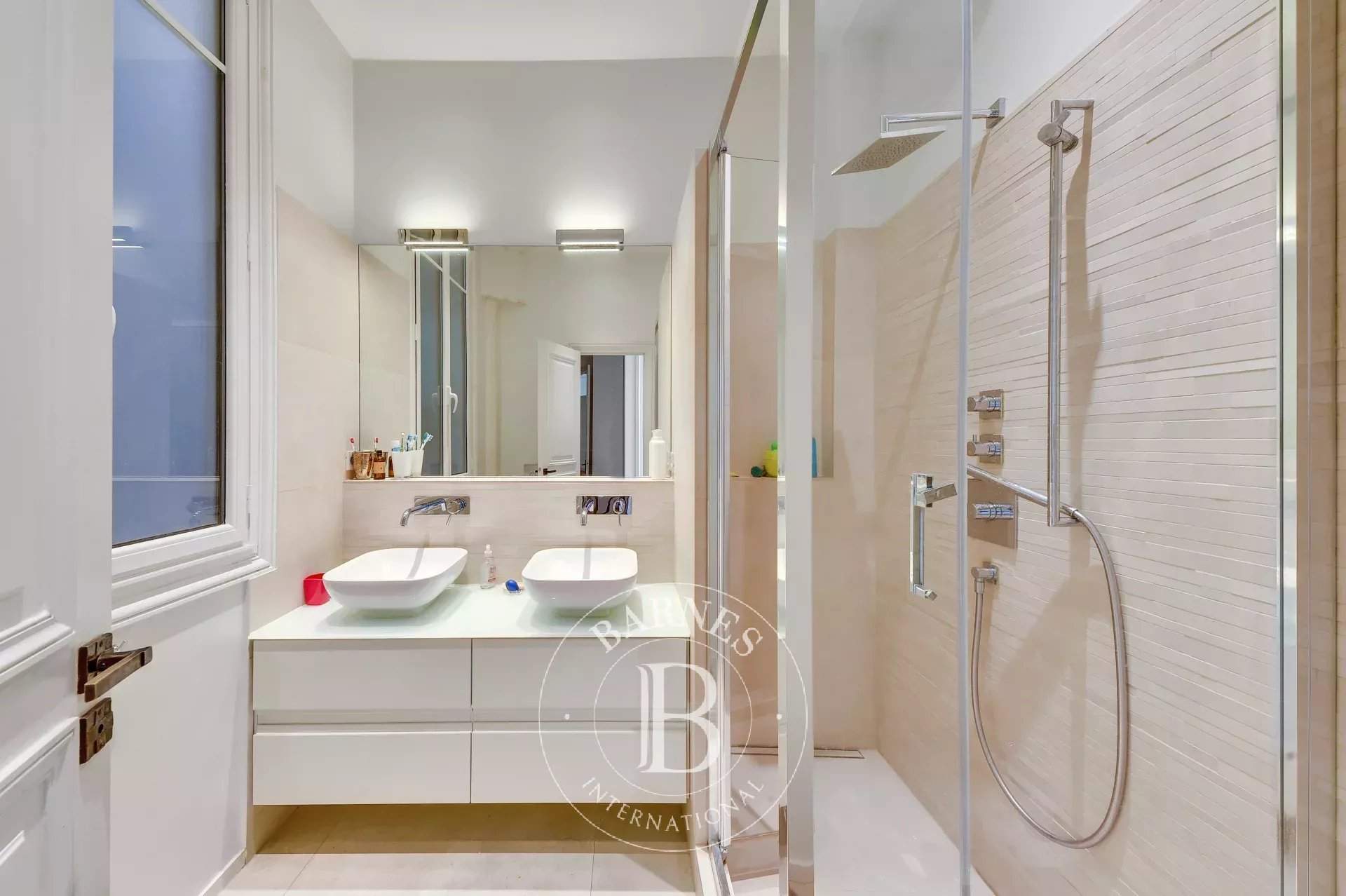 Paris  - Apartment 5 Bedrooms - picture 17