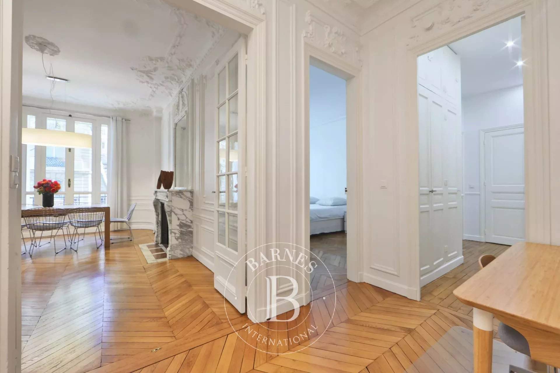 Paris  - Appartement 5 Pi&egrave;ces 3 Chambres - picture 3