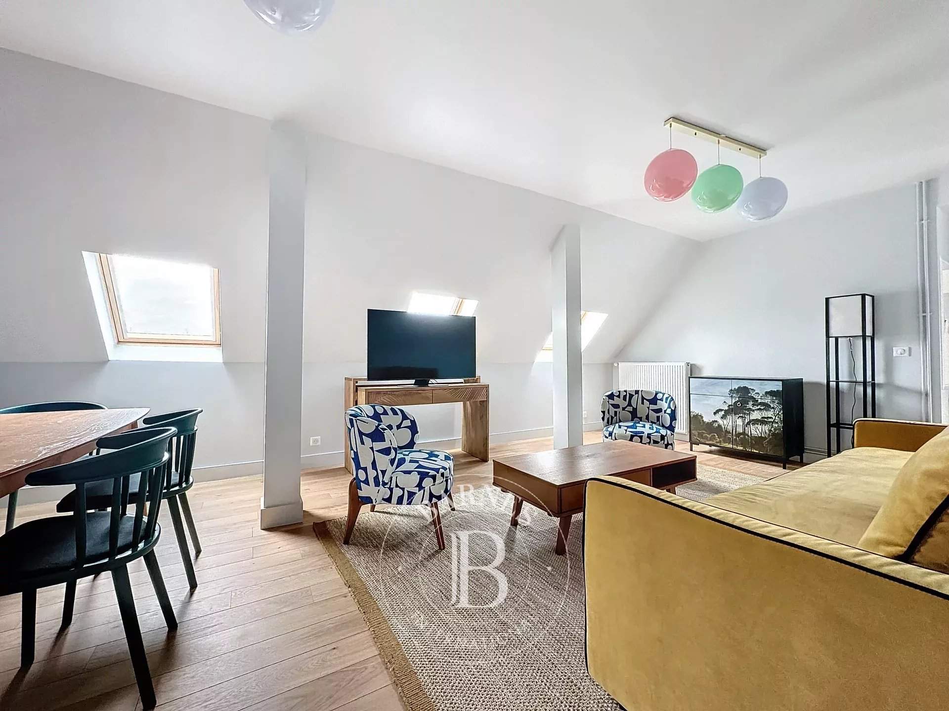 Paris  - Apartment 2 Bedrooms - picture 2