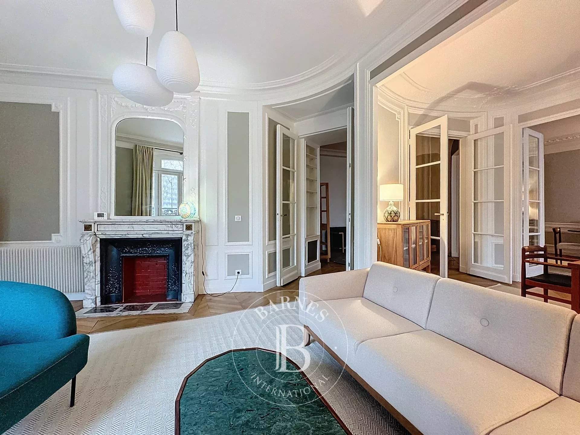 Paris  - Appartement 5 Pi&egrave;ces 3 Chambres - picture 3