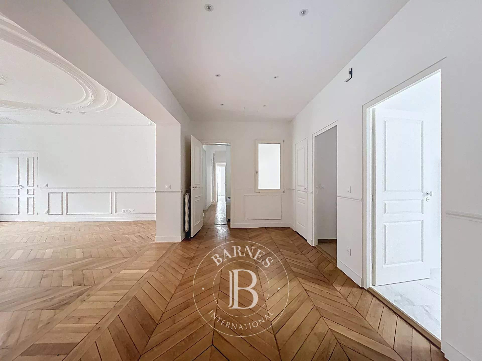 Paris  - Appartement 4 Pièces 3 Chambres - picture 3