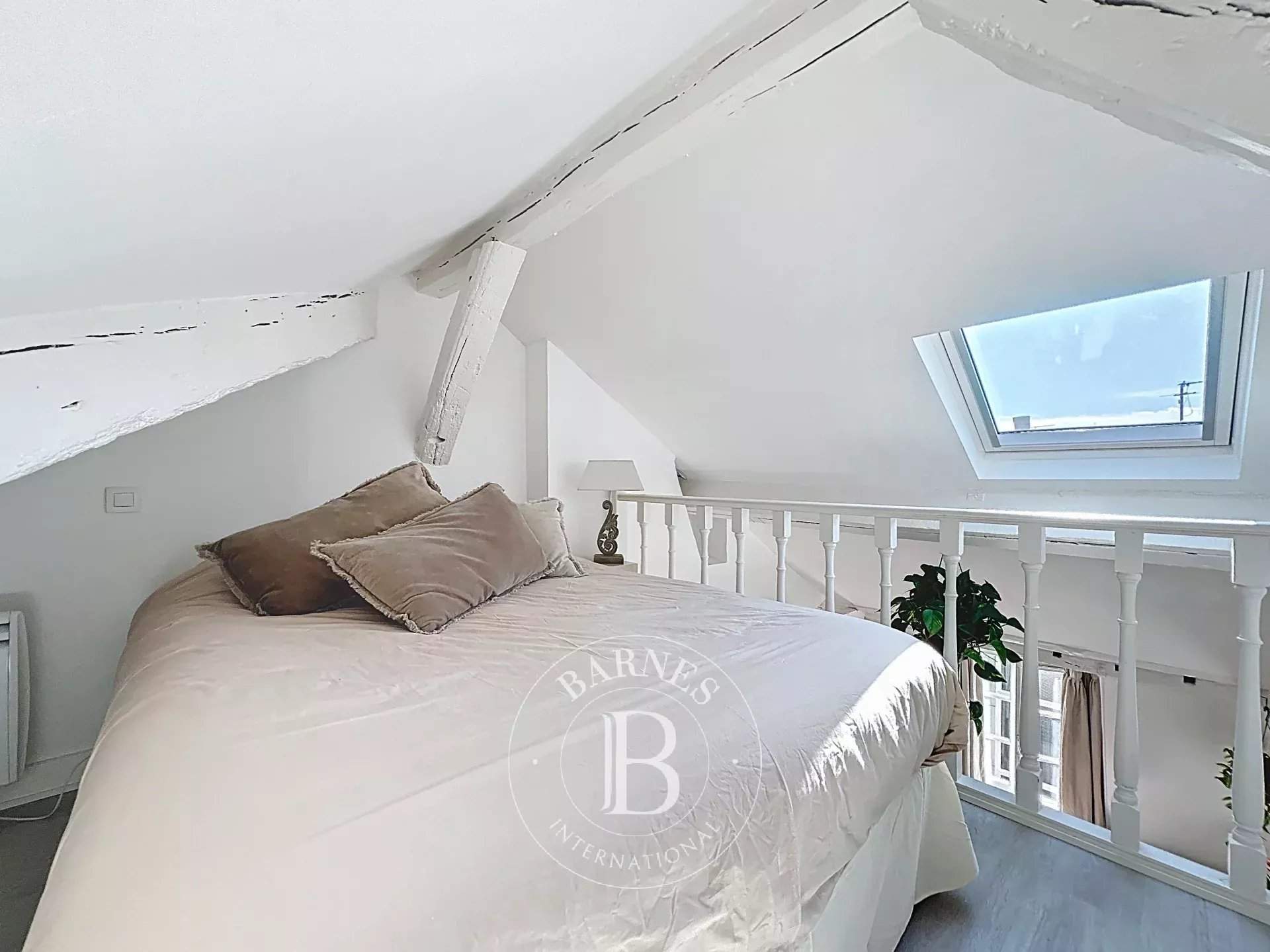 Paris  - Apartment  - picture 20