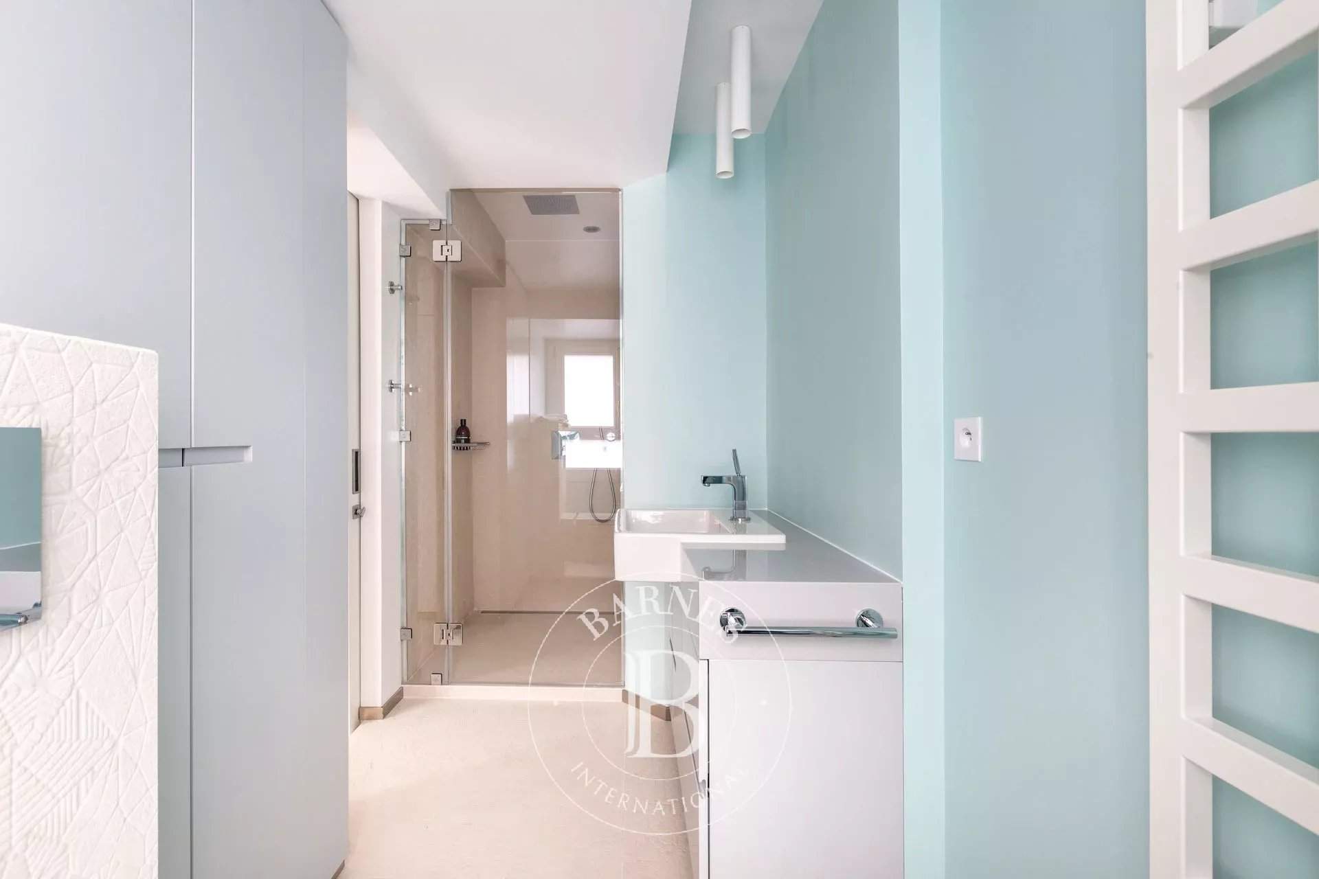 Paris  - Apartment 4 Bedrooms - picture 18