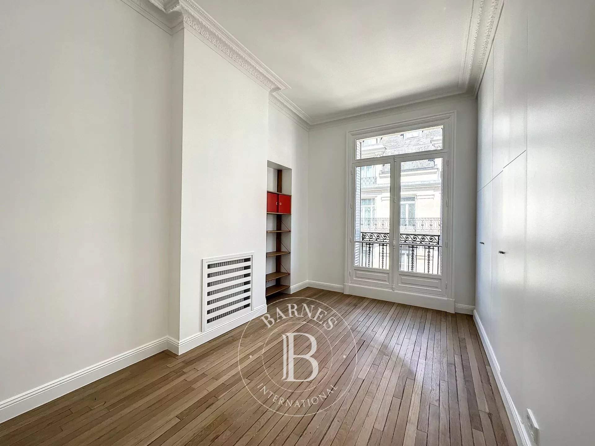 Paris  - Apartment 3 Bedrooms - picture 13