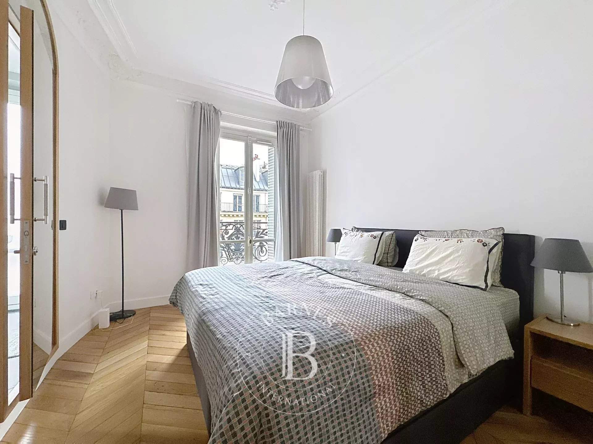 Paris  - Appartement 5 Pi&egrave;ces 3 Chambres - picture 10