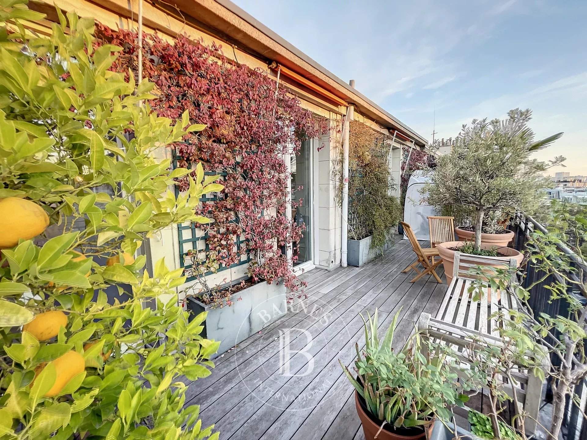 Paris  - Apartment 3 Bedrooms - picture 8