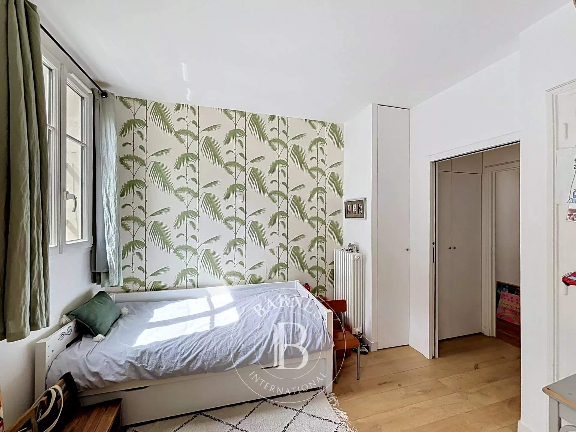 Paris  - Appartement 6 Pi&egrave;ces 4 Chambres - picture 12