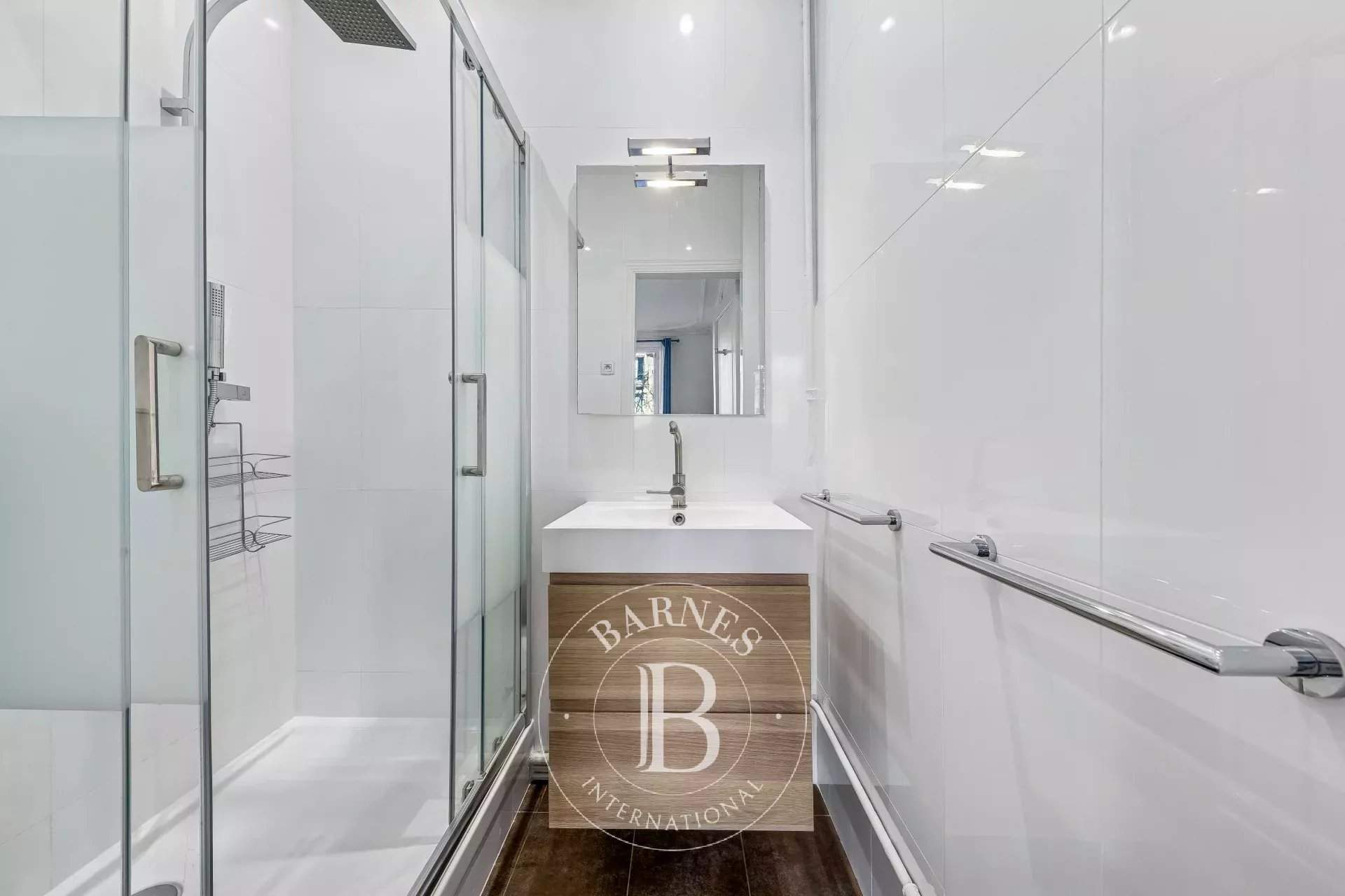 Paris  - Appartement 5 Pi&egrave;ces 3 Chambres - picture 12