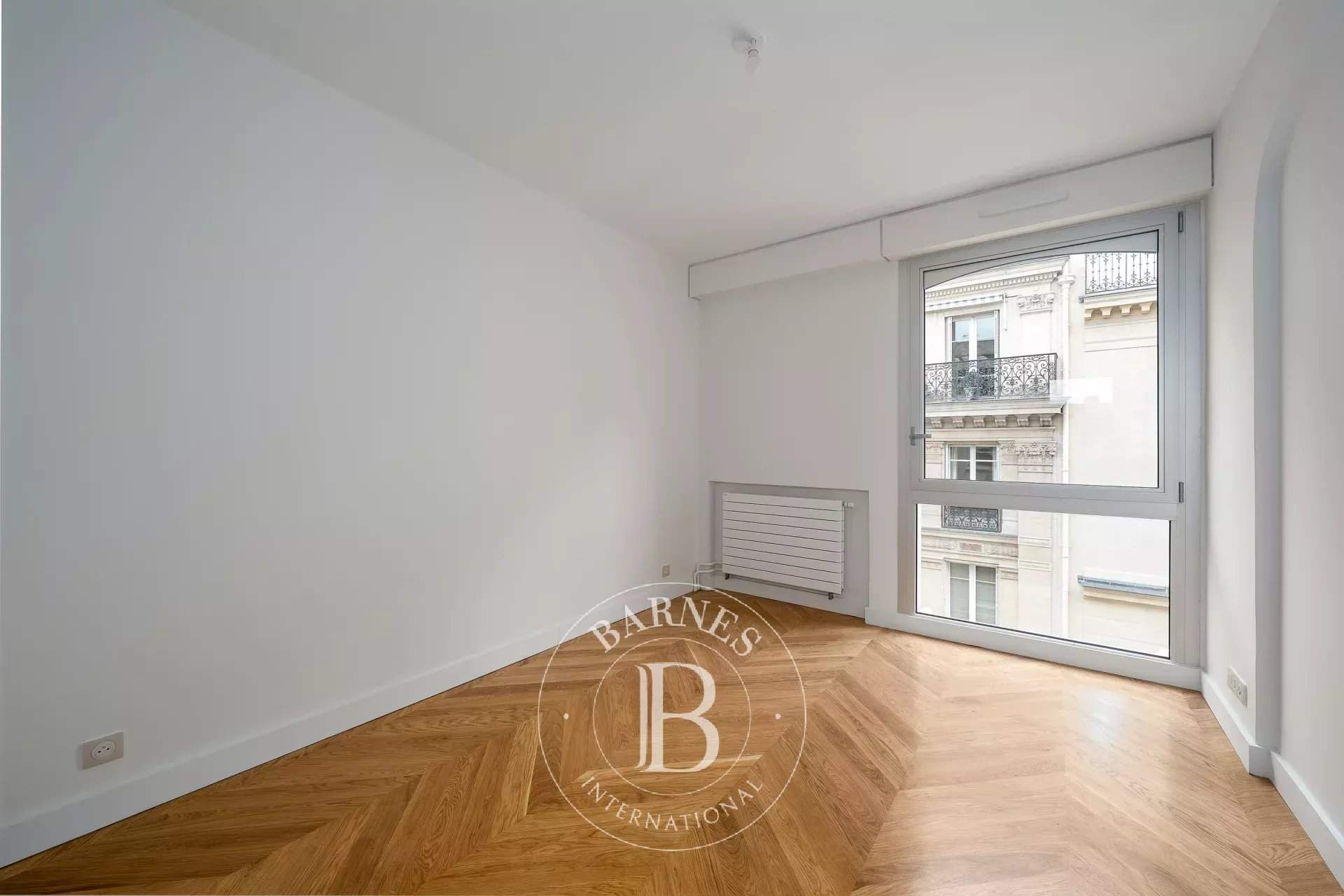 Paris  - Appartement 5 Pi&egrave;ces 3 Chambres - picture 10