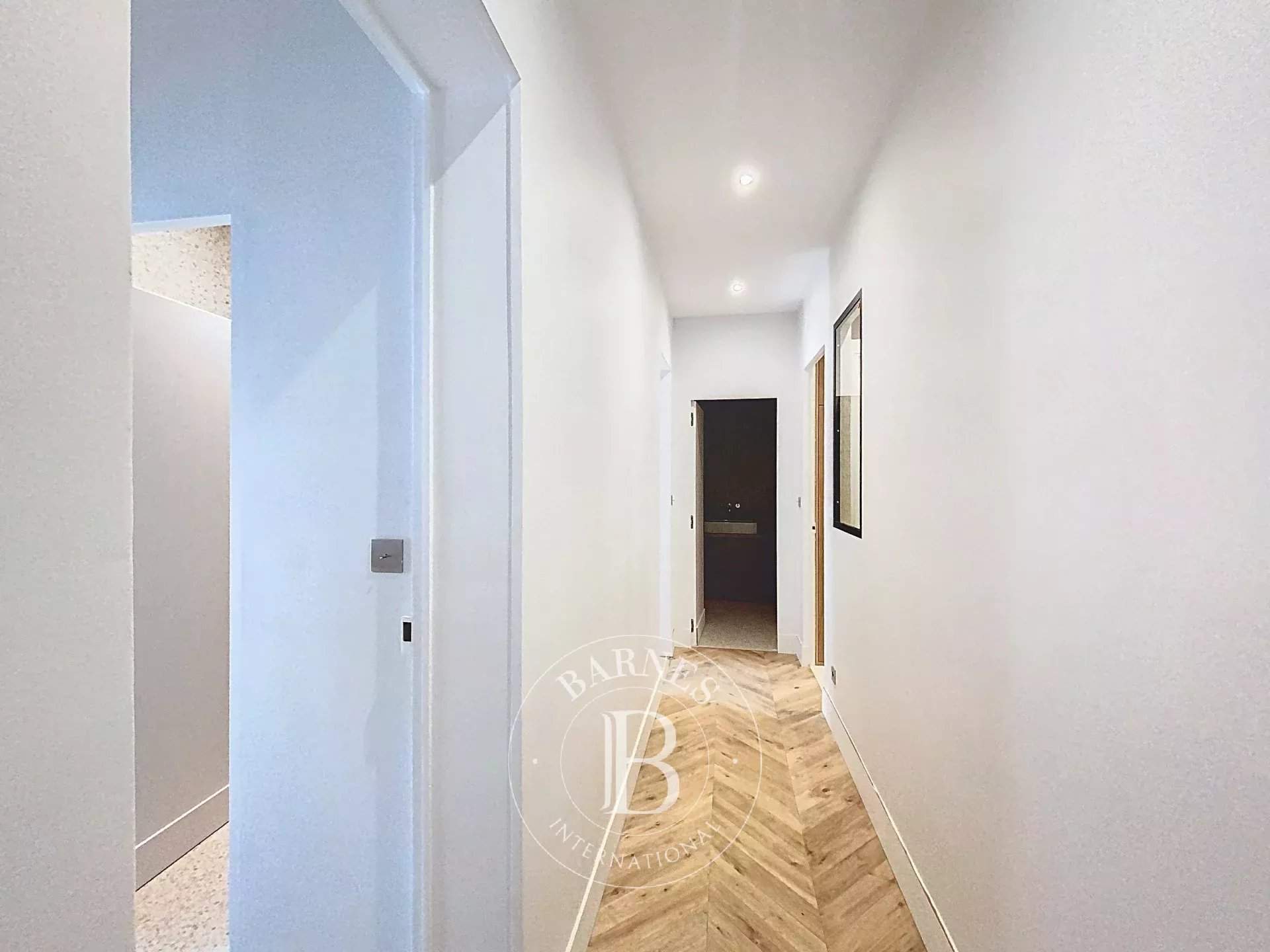 Paris  - Appartement 3 Pièces 2 Chambres - picture 4