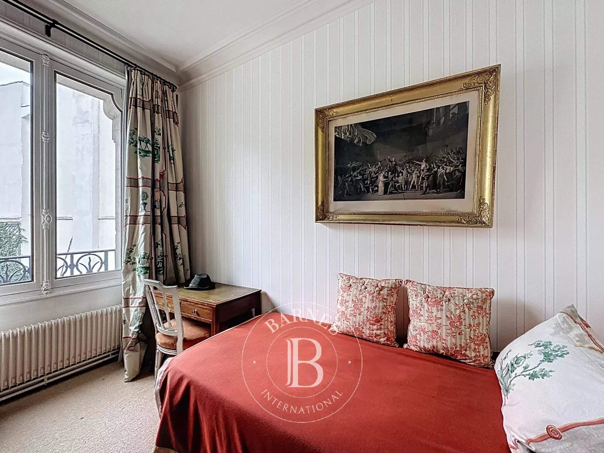 Paris  - Apartment 2 Bedrooms - picture 11