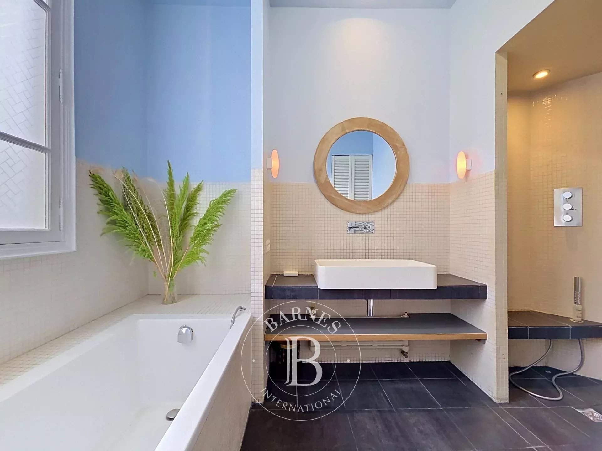 Paris  - Apartment 1 Bedroom - picture 11